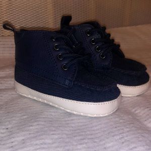 Baby Gap size 3-6 month Shoes